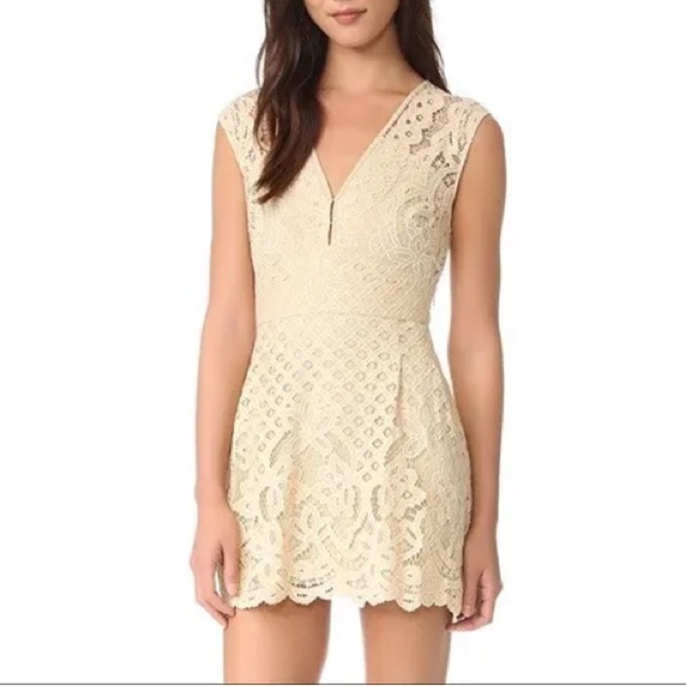 Free People One Million Lovers Mini Dress Beige Sz 6 S M Lace New Plunging V